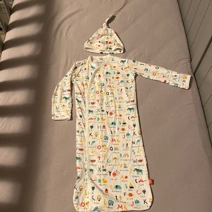 NWOT Magnetic me long sleeved sleep suit
